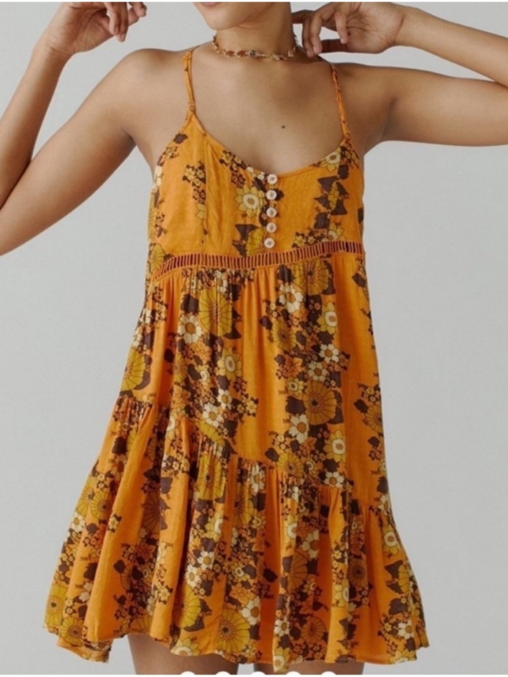 Urban Outfitters Georgia Tiered Mini Dress. Size Medium